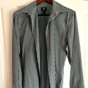 NEW- H&M mens shirt- green and white checks
